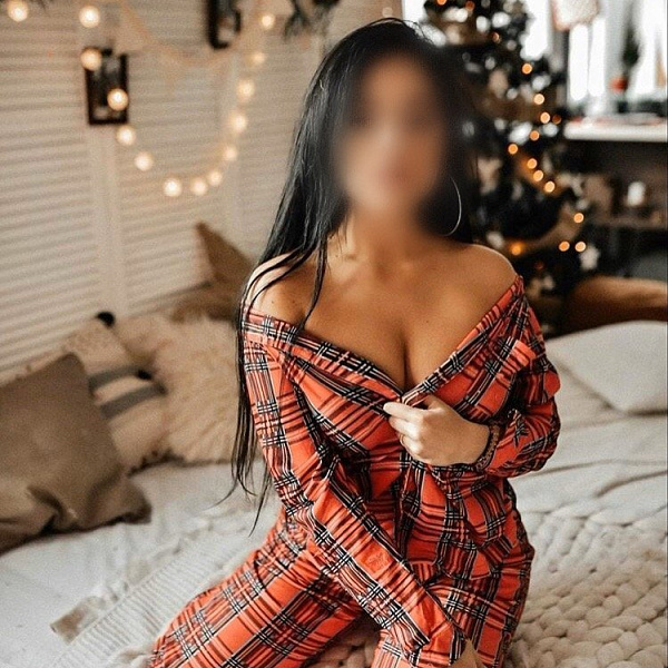 Полина превью